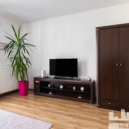 Jm Millennium Union Apartment Warsaw Exterior photo